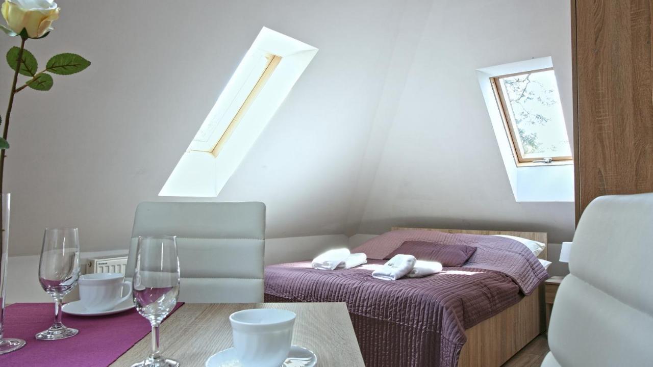 Lc Pokoje & Apartamenty Pobierowo Exteriör bild