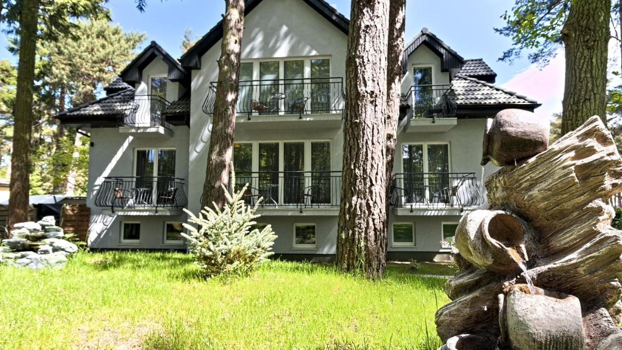 Lc Pokoje & Apartamenty Pobierowo Exteriör bild