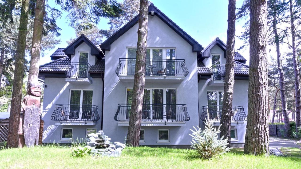 Lc Pokoje & Apartamenty Pobierowo Exteriör bild
