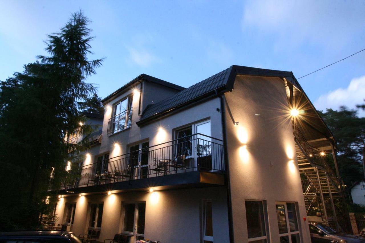Lc Pokoje & Apartamenty Pobierowo Exteriör bild