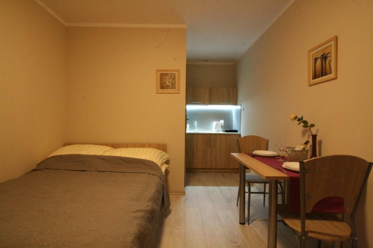 Lc Pokoje & Apartamenty Pobierowo Exteriör bild