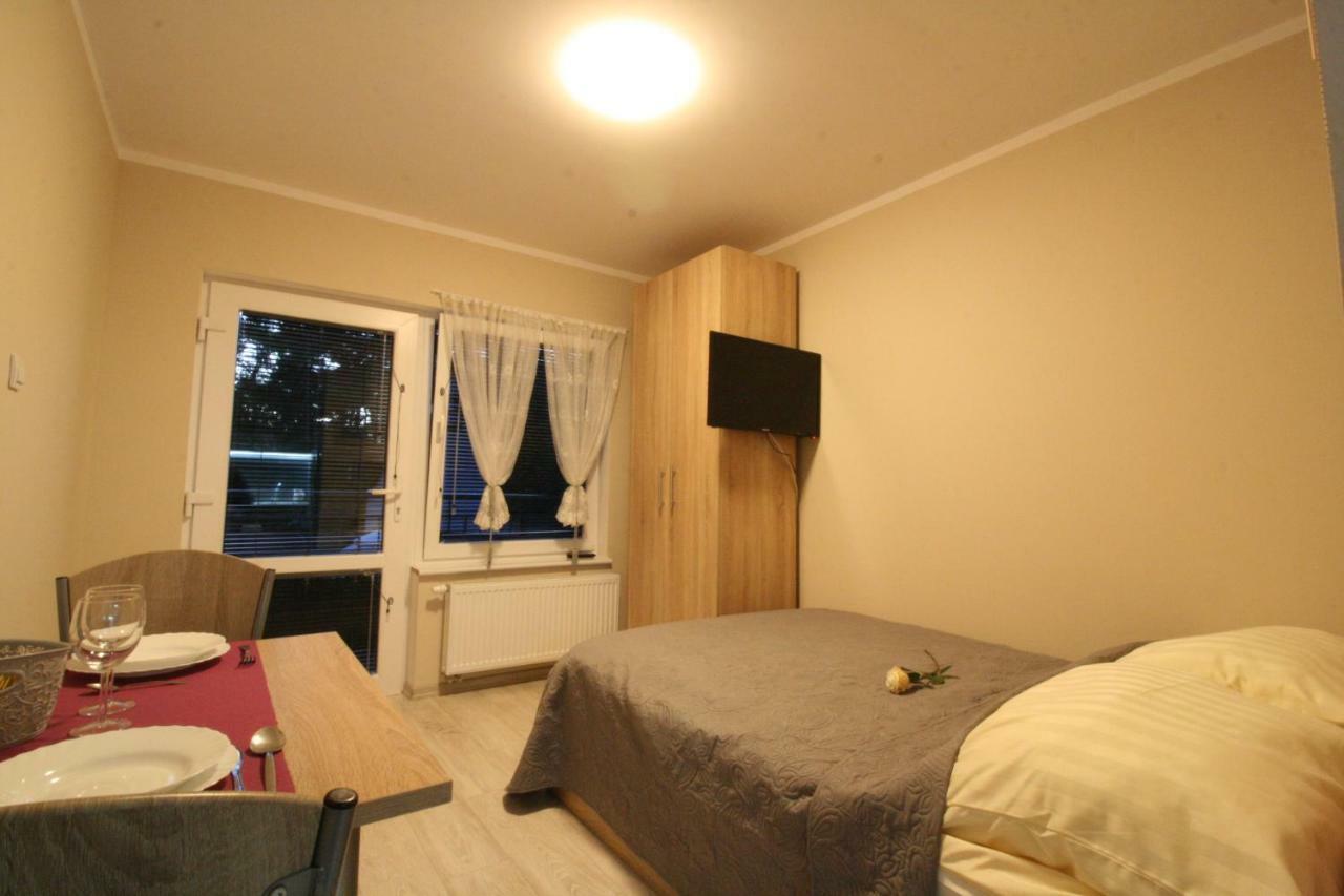 Lc Pokoje & Apartamenty Pobierowo Exteriör bild