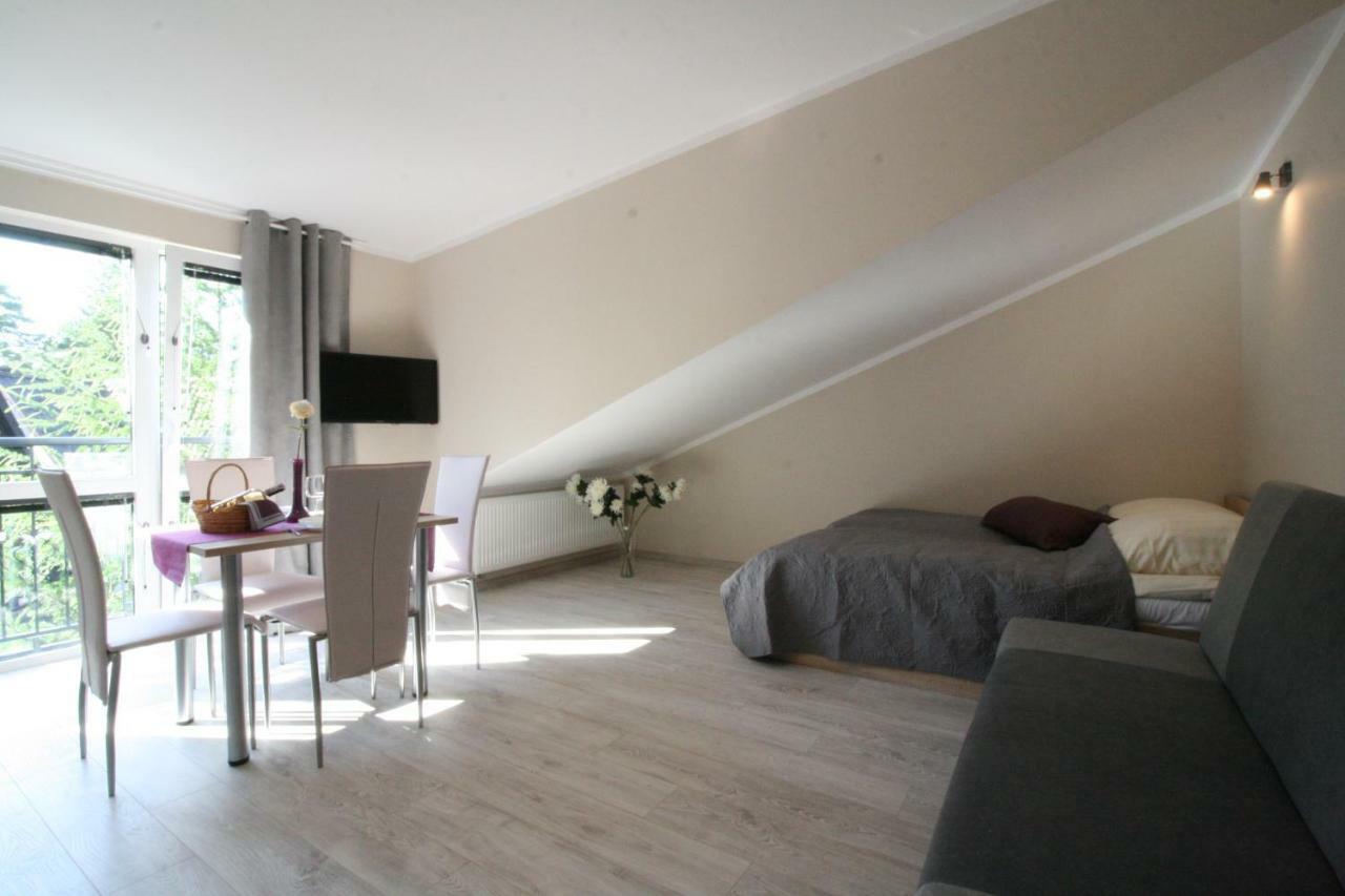 Lc Pokoje & Apartamenty Pobierowo Exteriör bild