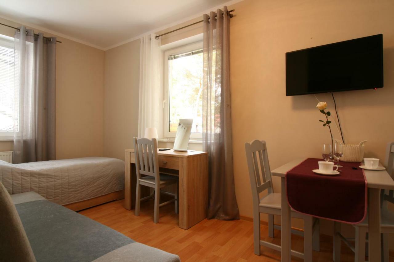 Lc Pokoje & Apartamenty Pobierowo Exteriör bild