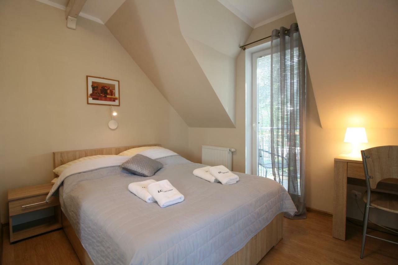 Lc Pokoje & Apartamenty Pobierowo Exteriör bild