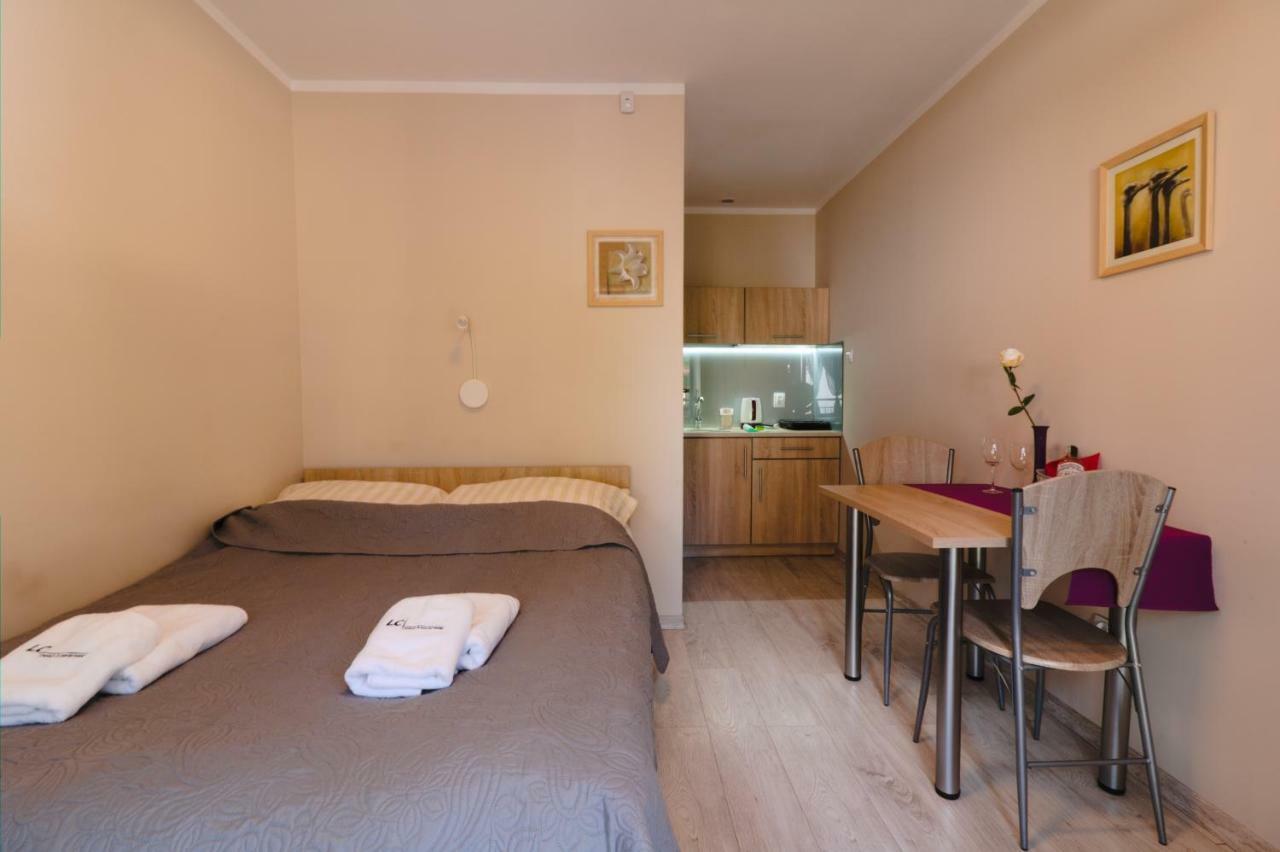 Lc Pokoje & Apartamenty Pobierowo Exteriör bild